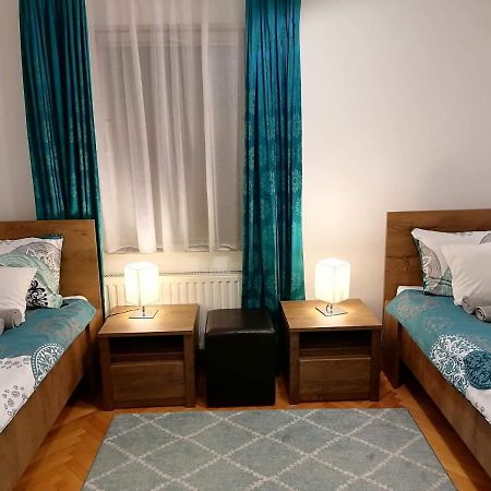 Apartament 6 Târgu-Mureş Екстериор снимка